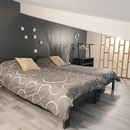 Les Baignassouts 4 Personnes Proche Royan Et Plages Tatil Evi Barzan
